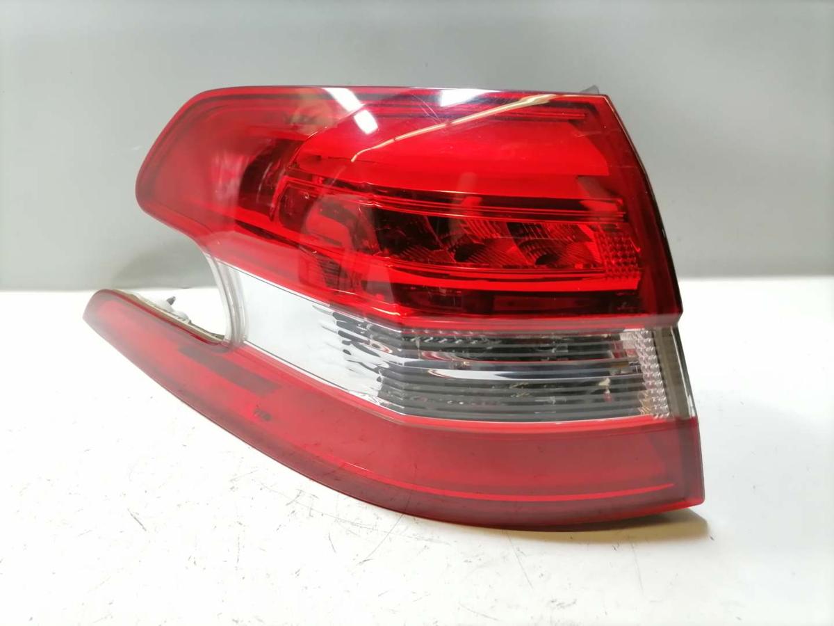 Peugeot 308 2 SW original Rücklicht Rückleuchte Schlussleuchte links Kombi Bj.2016